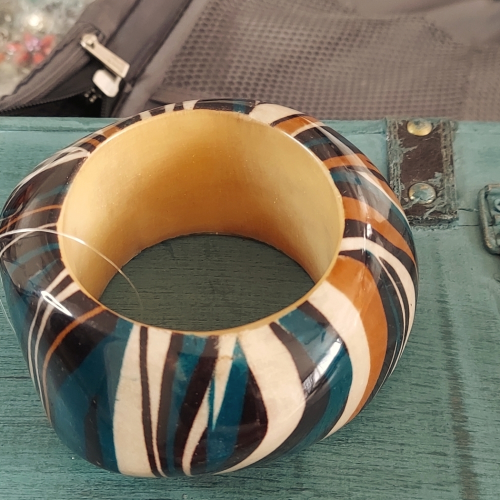 bangle